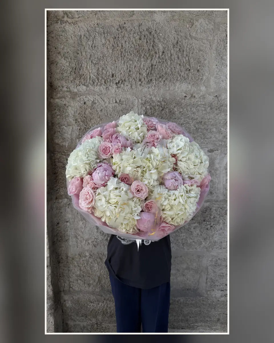 Blush Garden — MC Premium Flowers