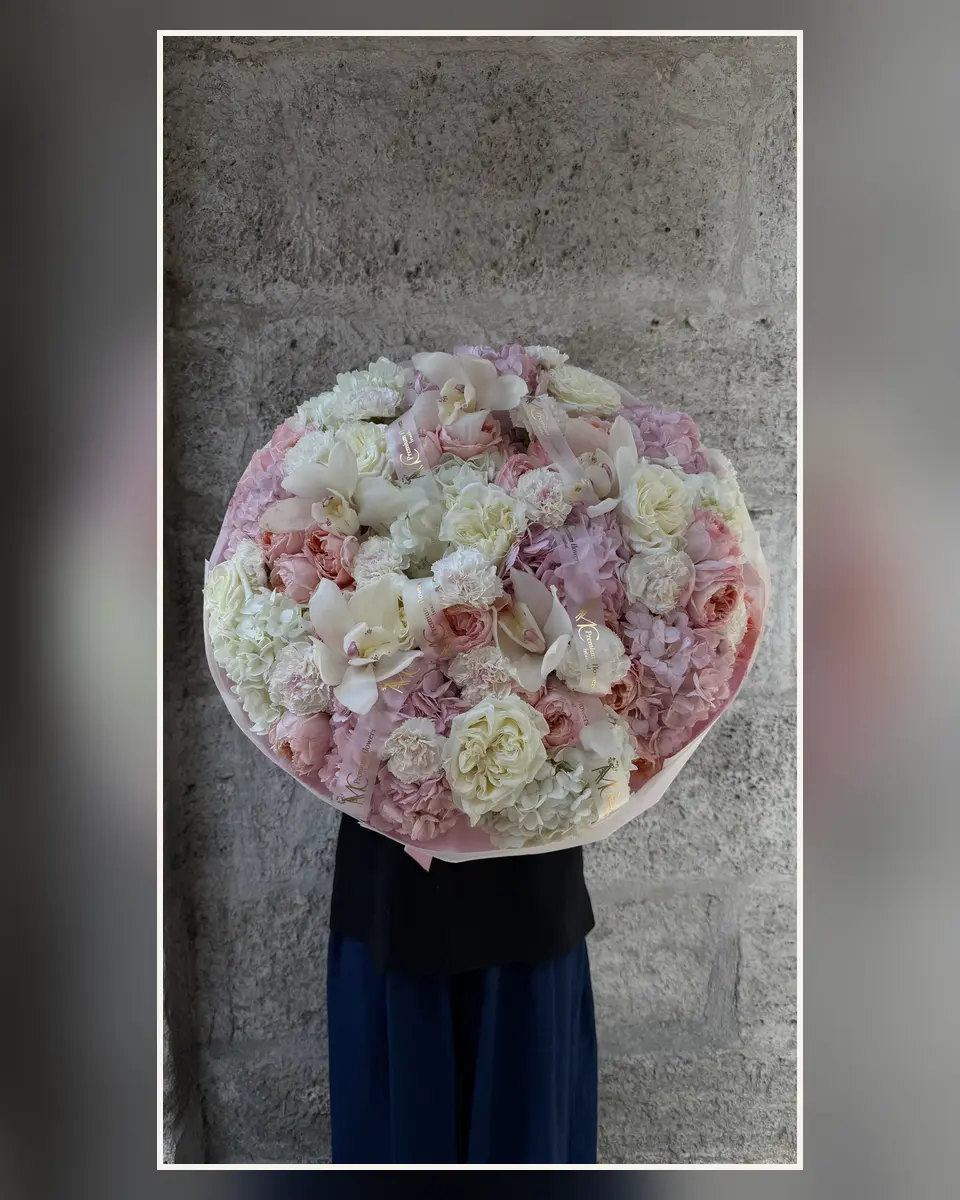 Porcelain Pastel — MC Premium Flowers